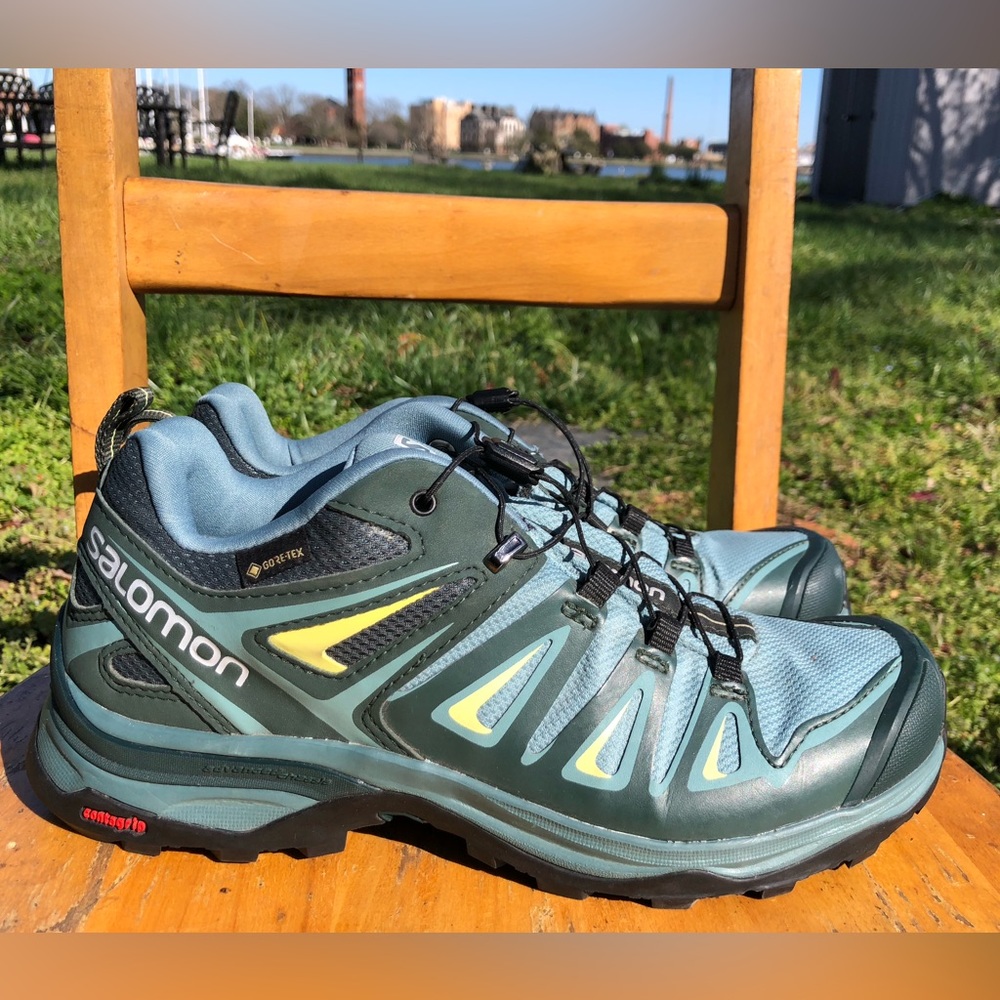 Solomon Women’s 7.5 Teal X Ultra Gortex Trail Hike/Run Skoes